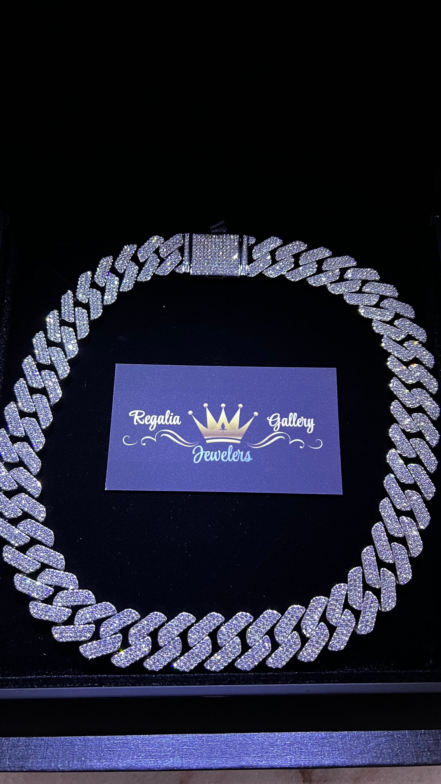 3 ROW FLAT PAVÉ VVS CUBAN LINK CHAIN
